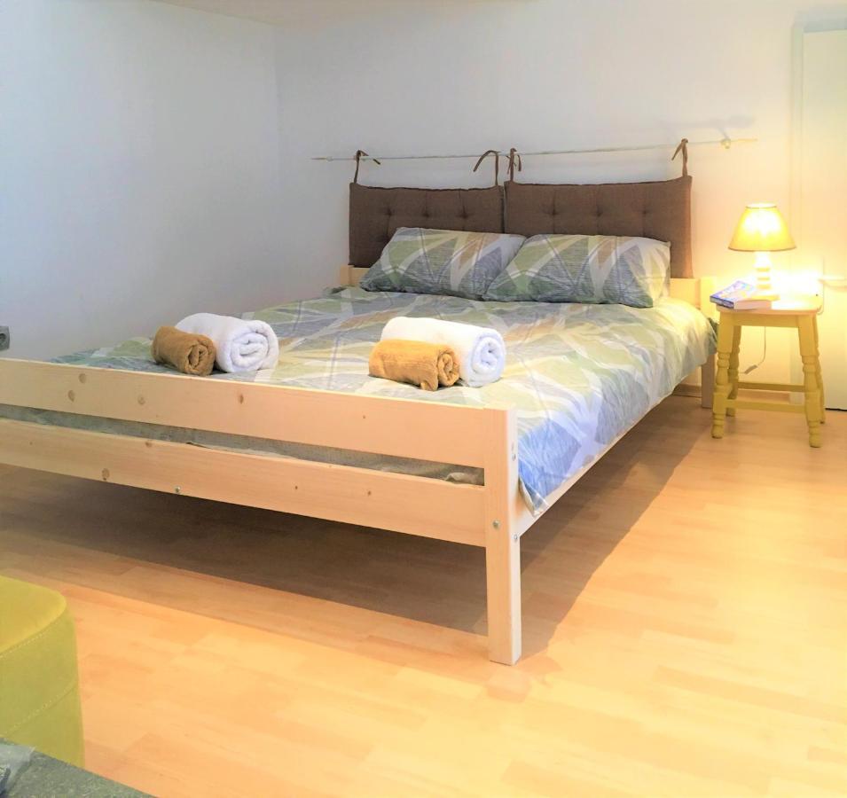 Стаи За Гости Димитрови Burgas Stad Buitenkant foto